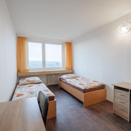 Tvm Tower Modrany Pansiyon Prag Dış mekan fotoğraf
