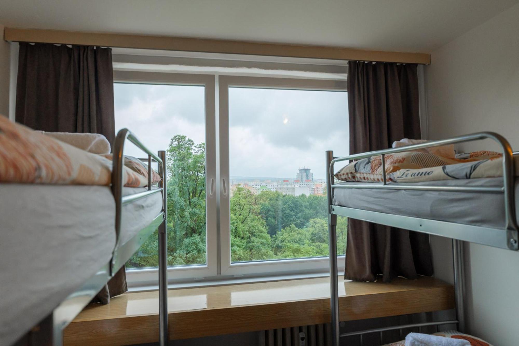 Tvm Tower Modrany Pansiyon Prag Dış mekan fotoğraf