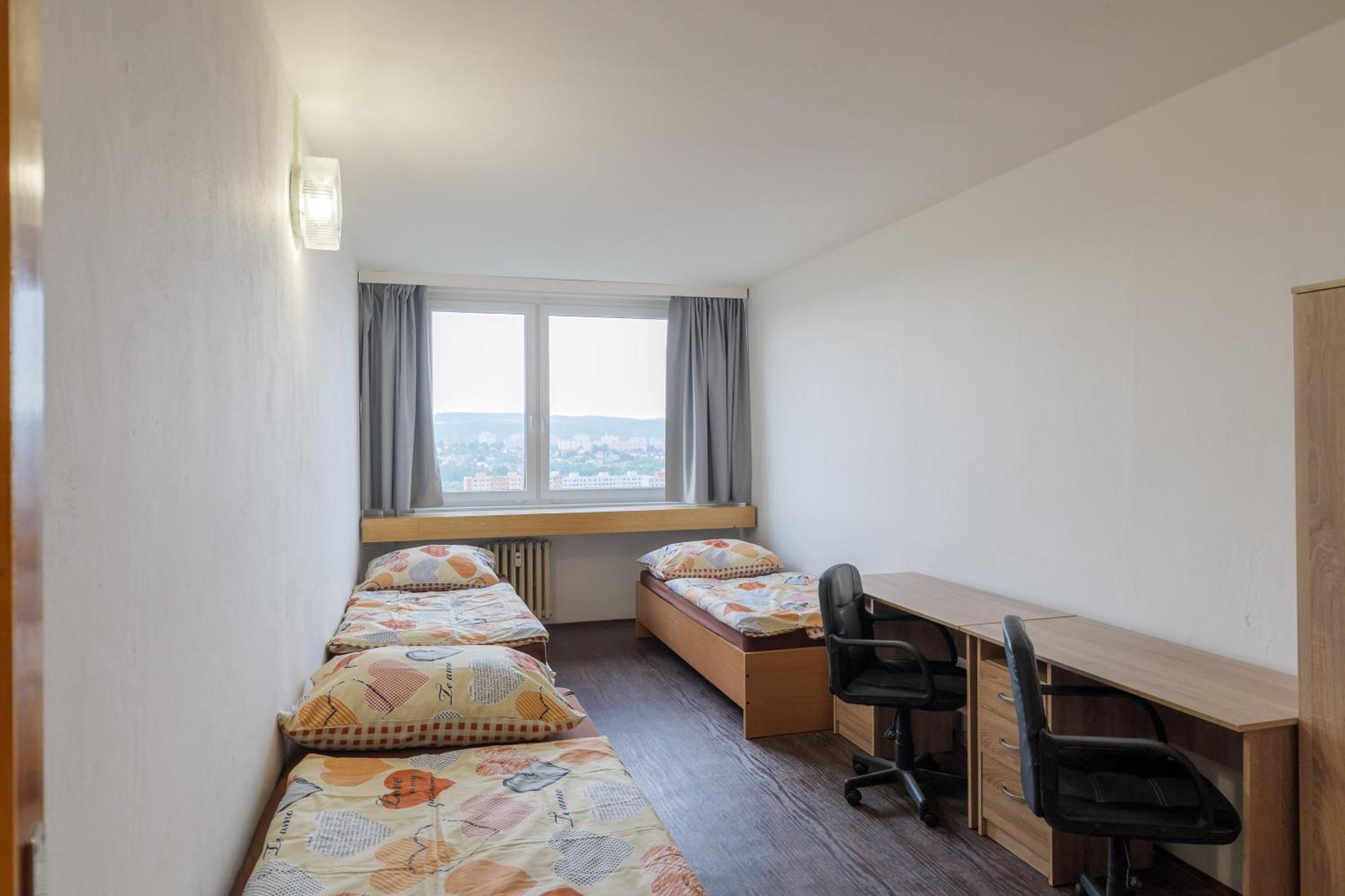 Tvm Tower Modrany Pansiyon Prag Dış mekan fotoğraf