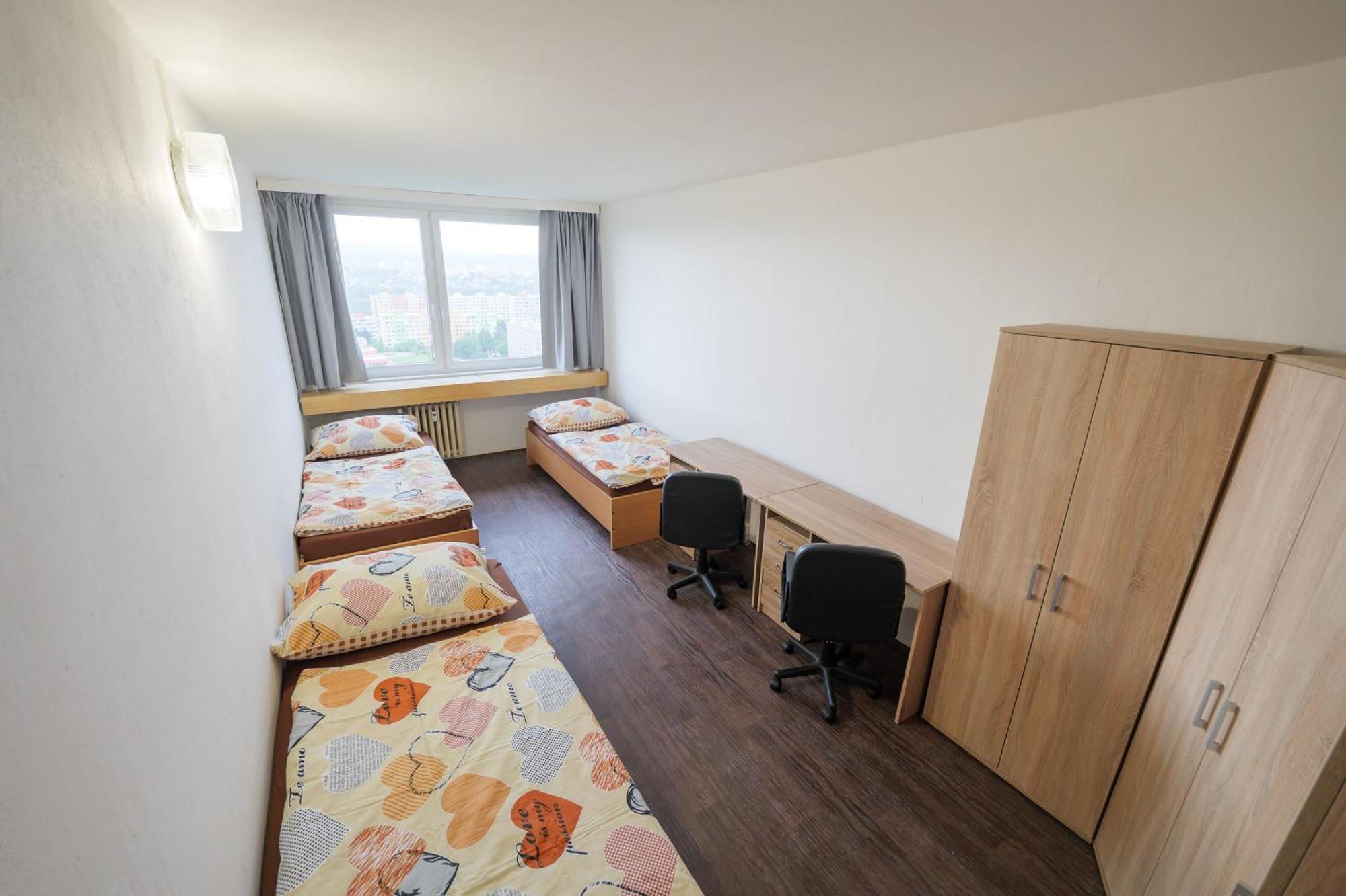 Tvm Tower Modrany Pansiyon Prag Dış mekan fotoğraf